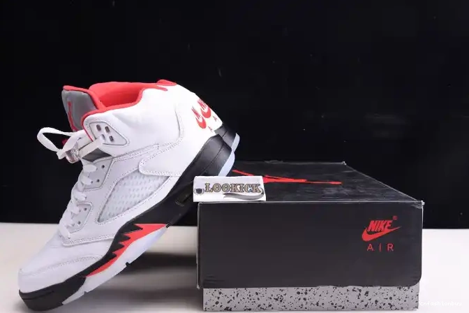 Tongue DA1911-102 Silver 5 (2020) Jordan Air Red Retro Fire 0615